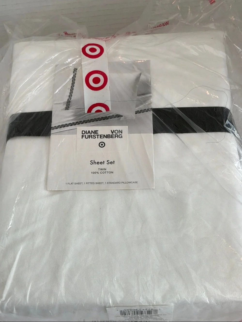 Diane Von Furstenberg White Twin Sheet Set with Black Accent Band 100% cotton